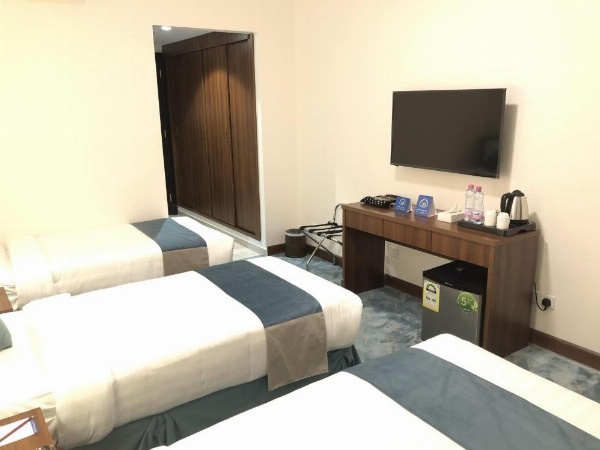 Zaha Al Madina Hotel image 16
