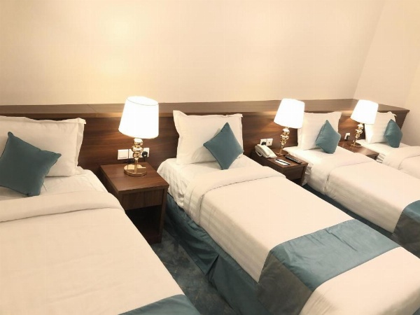 Zaha Al Madina Hotel image 22